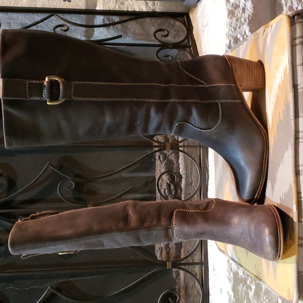 Grey leather Fossil boots 7